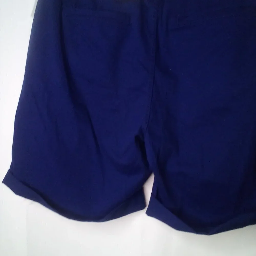 St. John's Bay Shorts Women 12 Chino Pleated Roll Hem Blue